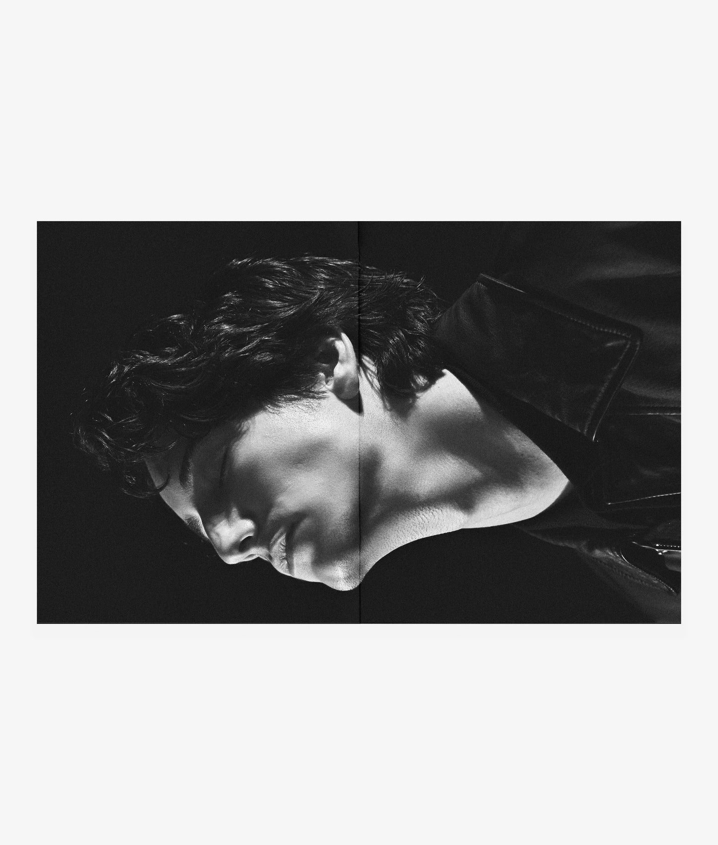 Issue 1 - Milo Manheim (EBOOK DOWNLOAD)